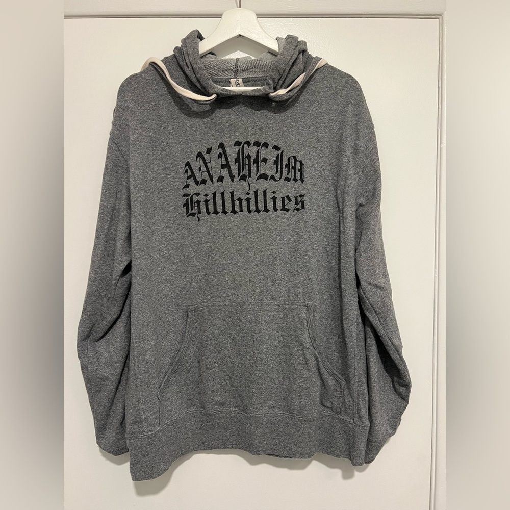 GWEN STEFANI ANAHEIM HILLBILLIES PULLOVER HOODIE